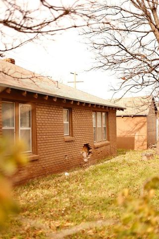 1512 W 11th Street, Plainview, TX 79072