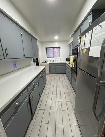6037 Delafield Avenue 2, Bronx, NY 10471