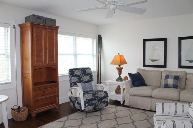 9304 41ST WAY N, Pinellas Park, FL 33782