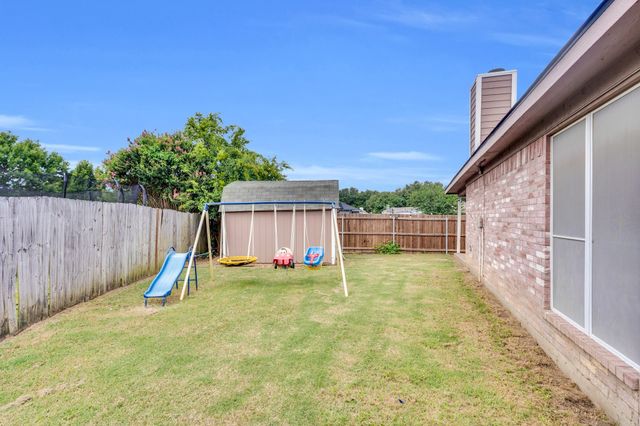 1006 Darren Drive, Burleson, TX 76028
