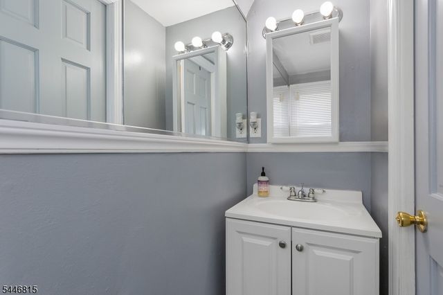 77 Bernice Rd, Belleville Twp., NJ 07109