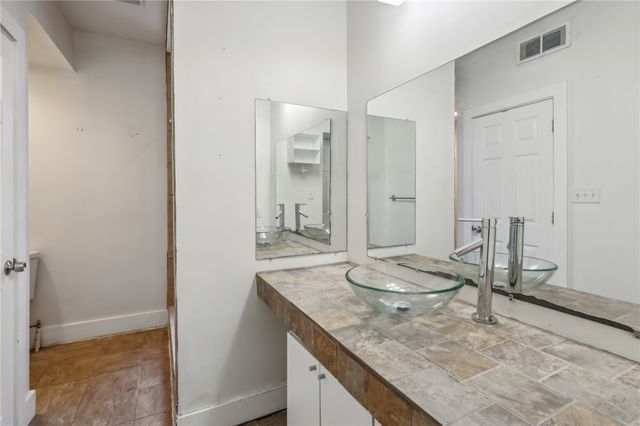 176 Lodi Way, Lawrenceville, PA 15201