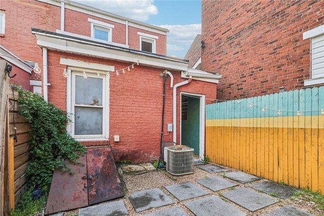 176 Lodi Way, Lawrenceville, PA 15201