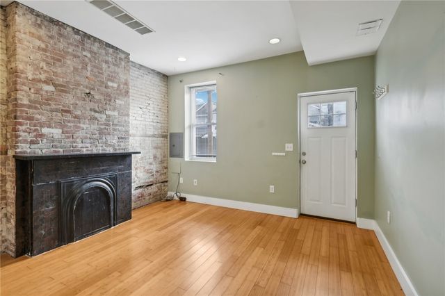 176 Lodi Way, Lawrenceville, PA 15201