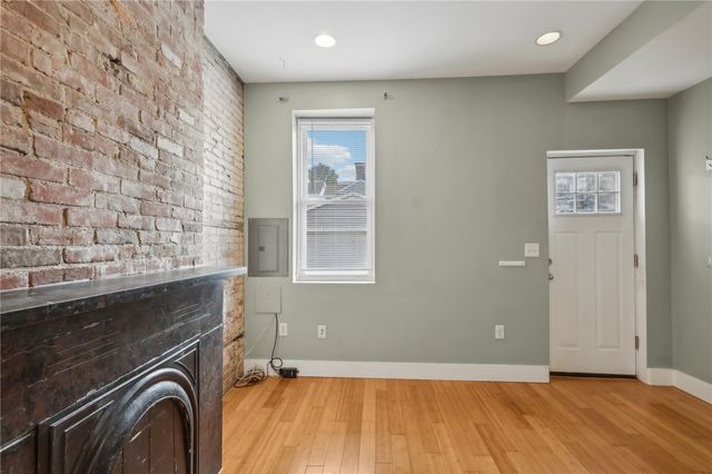 176 Lodi Way, Lawrenceville, PA 15201