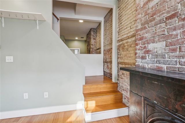 176 Lodi Way, Lawrenceville, PA 15201