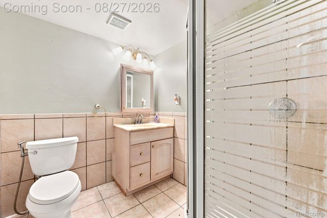 42120 Ridge Road W, Novi, MI 48375