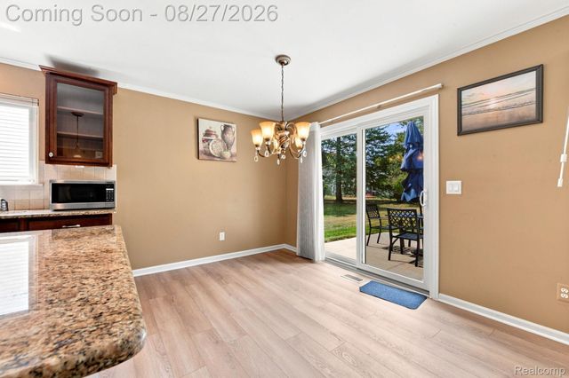 42120 Ridge Road W, Novi, MI 48375