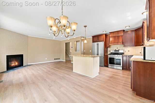 42120 Ridge Road W, Novi, MI 48375