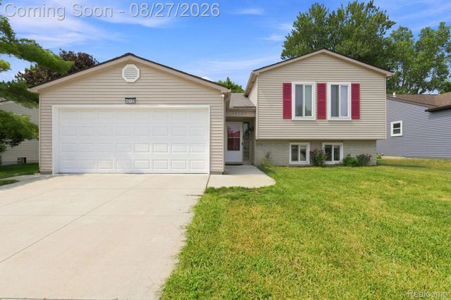 42120 Ridge Road W, Novi, MI 48375