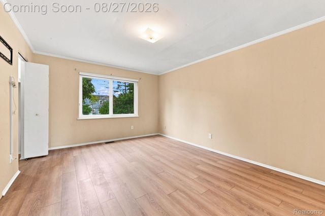 42120 Ridge Road W, Novi, MI 48375