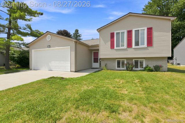 42120 Ridge Road W, Novi, MI 48375