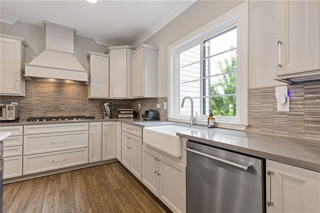 830 Stone Ridge Lane, Atlanta, GA 30324