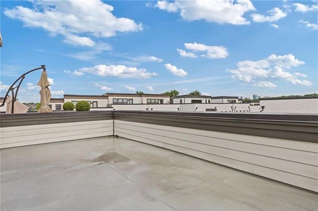 830 Stone Ridge Lane, Atlanta, GA 30324