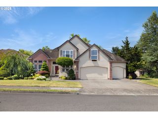 2103 N TEAKWOOD St, Canby, OR 97013
