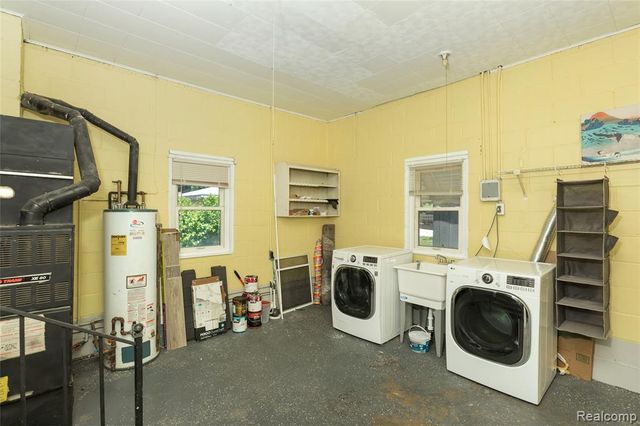 4517 Grindley Park Street, Dearborn Heights, MI 48125