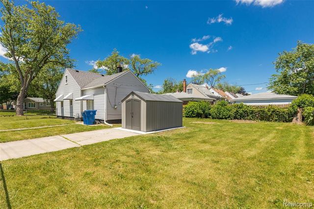 4517 Grindley Park Street, Dearborn Heights, MI 48125