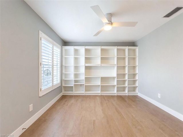 20822 Country Barn DR, Estero, FL 33928
