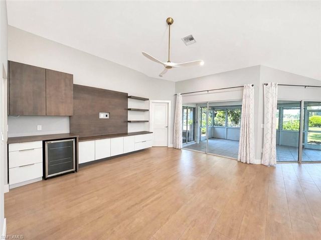 20822 Country Barn DR, Estero, FL 33928