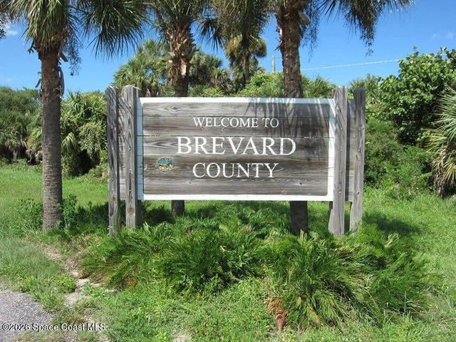 345 Holiday Park Boulevard NE, Palm Bay, FL 32907