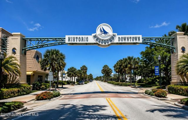 345 Holiday Park Boulevard NE, Palm Bay, FL 32907