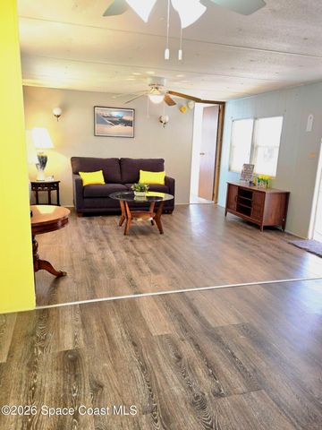345 Holiday Park Boulevard NE, Palm Bay, FL 32907