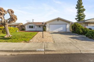 115 Isle Royale Cir, Vacaville, CA 95687
