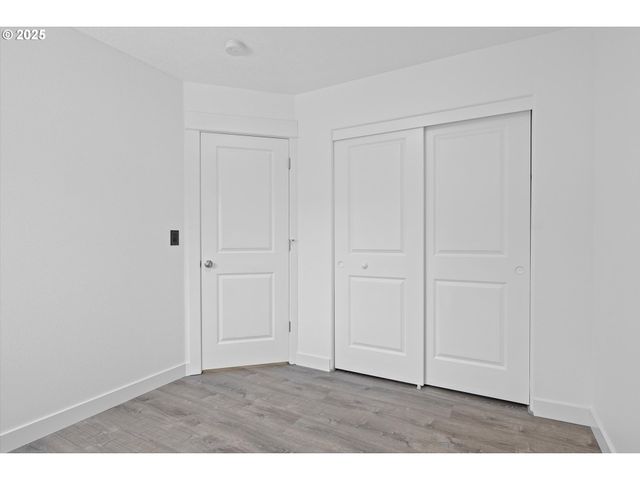 19257 OAK Ave, Sandy, OR 97055