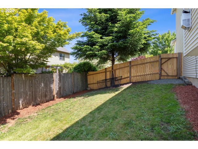 19257 OAK Ave, Sandy, OR 97055