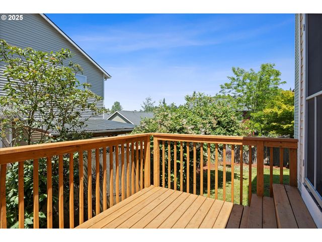 19257 OAK Ave, Sandy, OR 97055