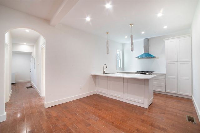 49 Walker Street 1, Quincy, MA 02171