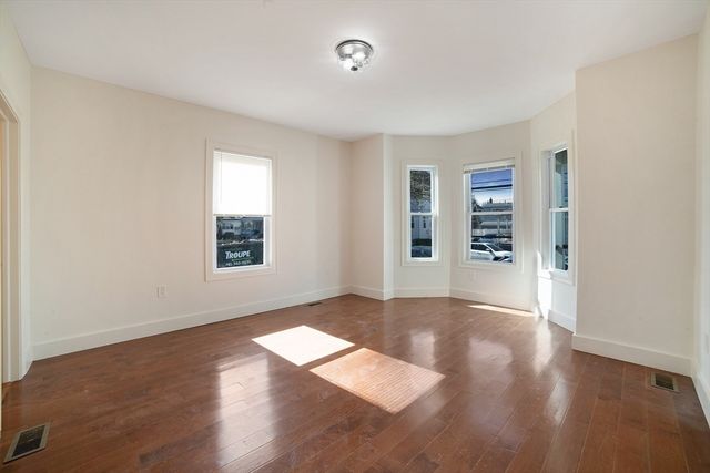 49 Walker Street 1, Quincy, MA 02171