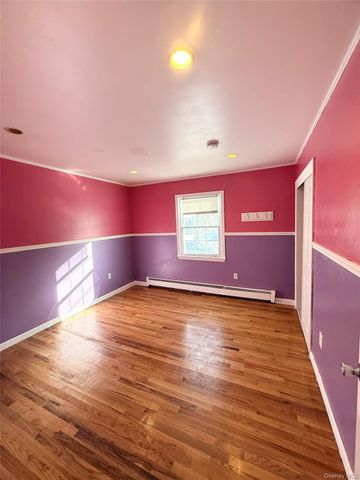 18 Park Hill Drive, New Windsor, NY 12553