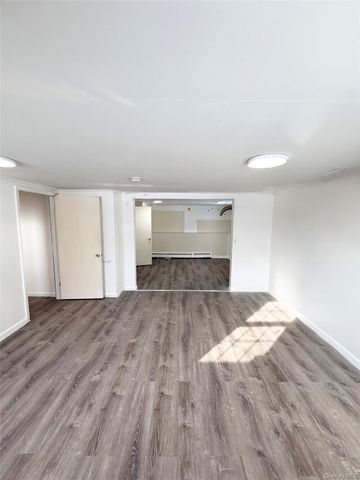 18 Park Hill Drive, New Windsor, NY 12553