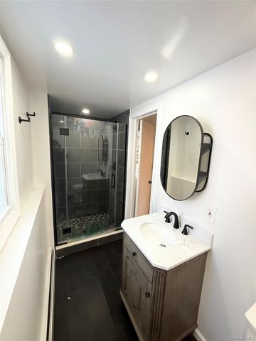 18 Park Hill Drive, New Windsor, NY 12553