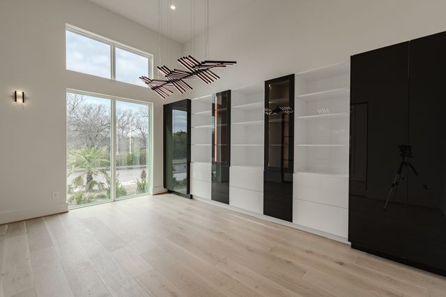 11314 Hillcrest Road, Dallas, TX 75230