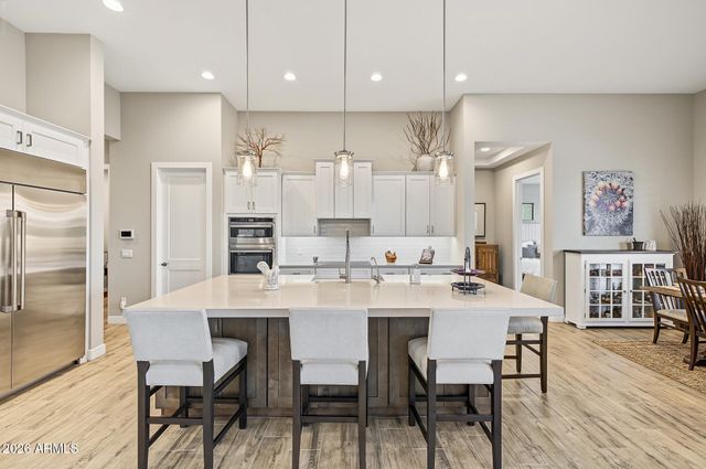 618 E TUMBLEWEED Drive, Phoenix, AZ 85085
