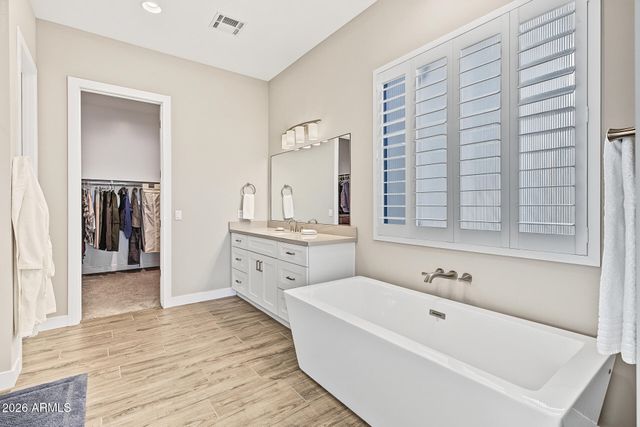 618 E TUMBLEWEED Drive, Phoenix, AZ 85085