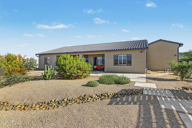 618 E TUMBLEWEED Drive, Phoenix, AZ 85085