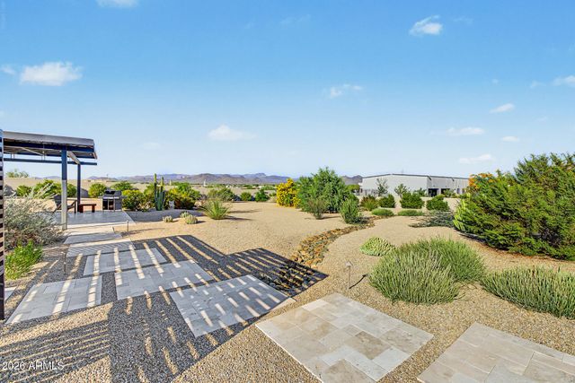 618 E TUMBLEWEED Drive, Phoenix, AZ 85085