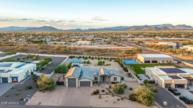 618 E TUMBLEWEED Drive, Phoenix, AZ 85085