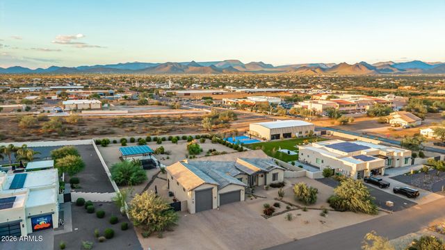 618 E TUMBLEWEED Drive, Phoenix, AZ 85085