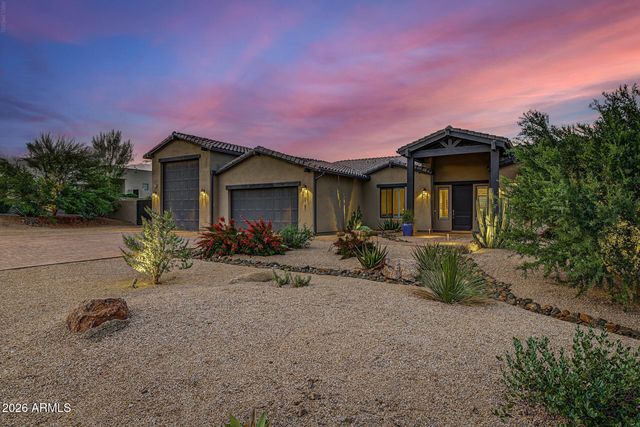 618 E TUMBLEWEED Drive, Phoenix, AZ 85085