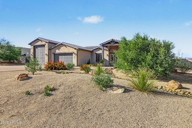 618 E TUMBLEWEED Drive, Phoenix, AZ 85085