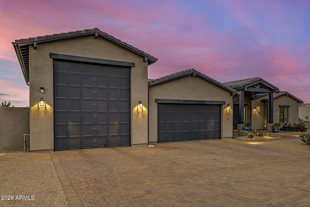 618 E TUMBLEWEED Drive, Phoenix, AZ 85085