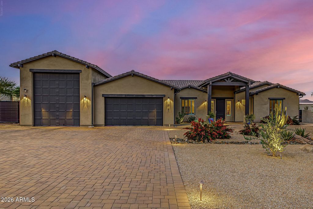 618 E TUMBLEWEED Drive, Phoenix, AZ 85085 — photo 2