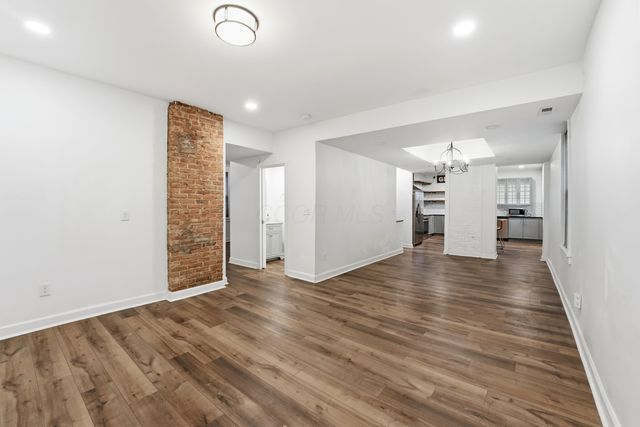 905 Mcallister Avenue, 903, Columbus, OH 43205