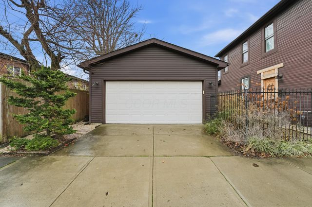 905 Mcallister Avenue, 903, Columbus, OH 43205