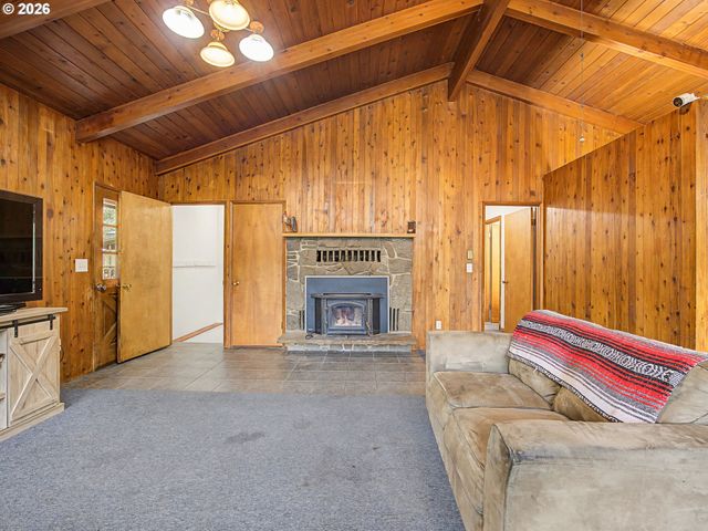 41051 Se COALMAN Rd, Sandy, OR 97055