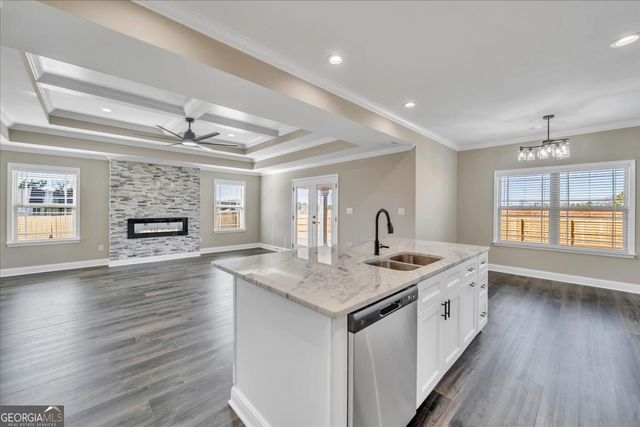 138 Early Drive, Byron, GA 31008